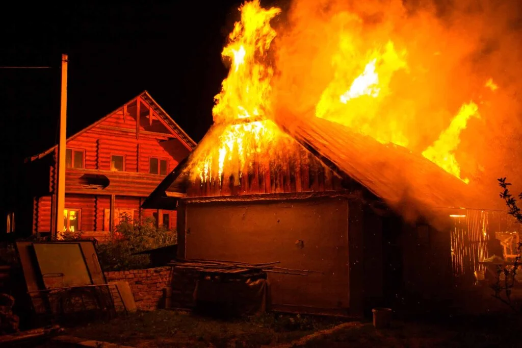 wooden-house-or-barn-burning-on-fire-at-night-2022-02-12-00-16-34-utc